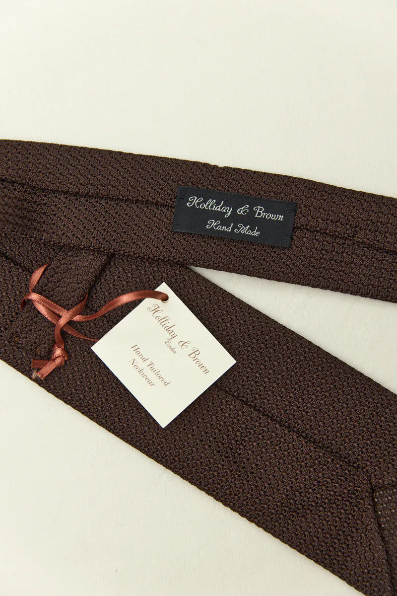 Holliday & Brown | Grenadine Tie Brow GRI24 4