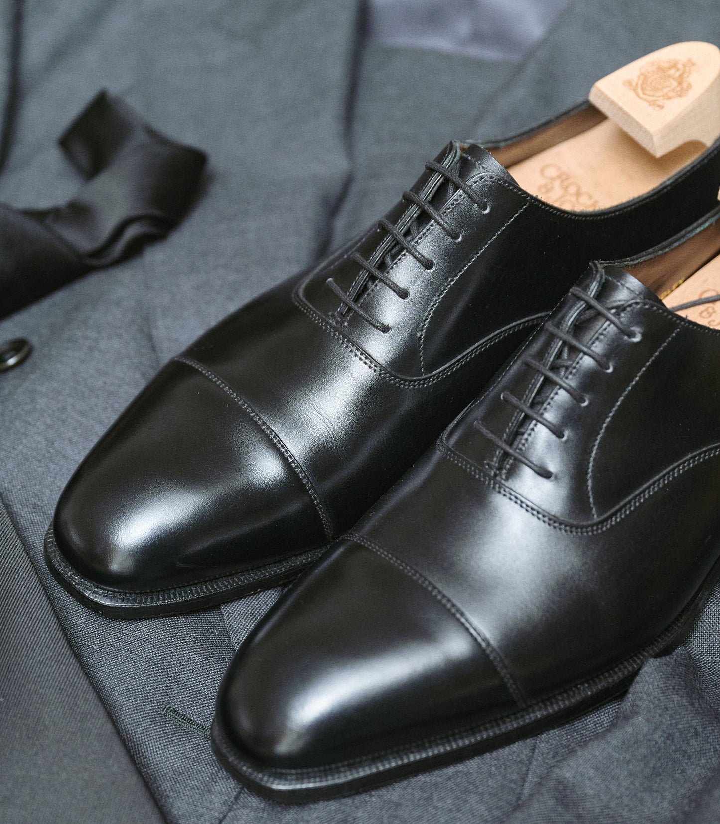 Crockett & Jones | Audley Cap Toe Oxford Black Calf