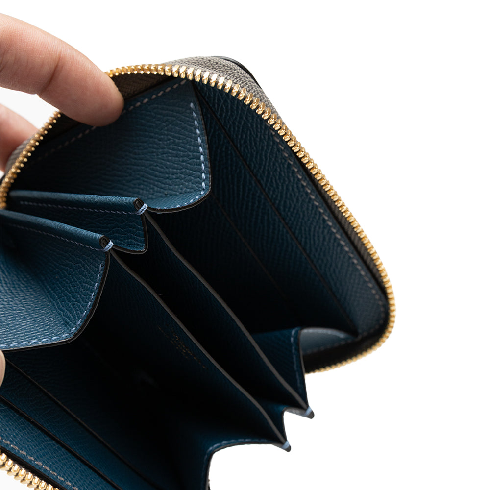 Crevaleathco | Grey Crocodile Zip Wallet