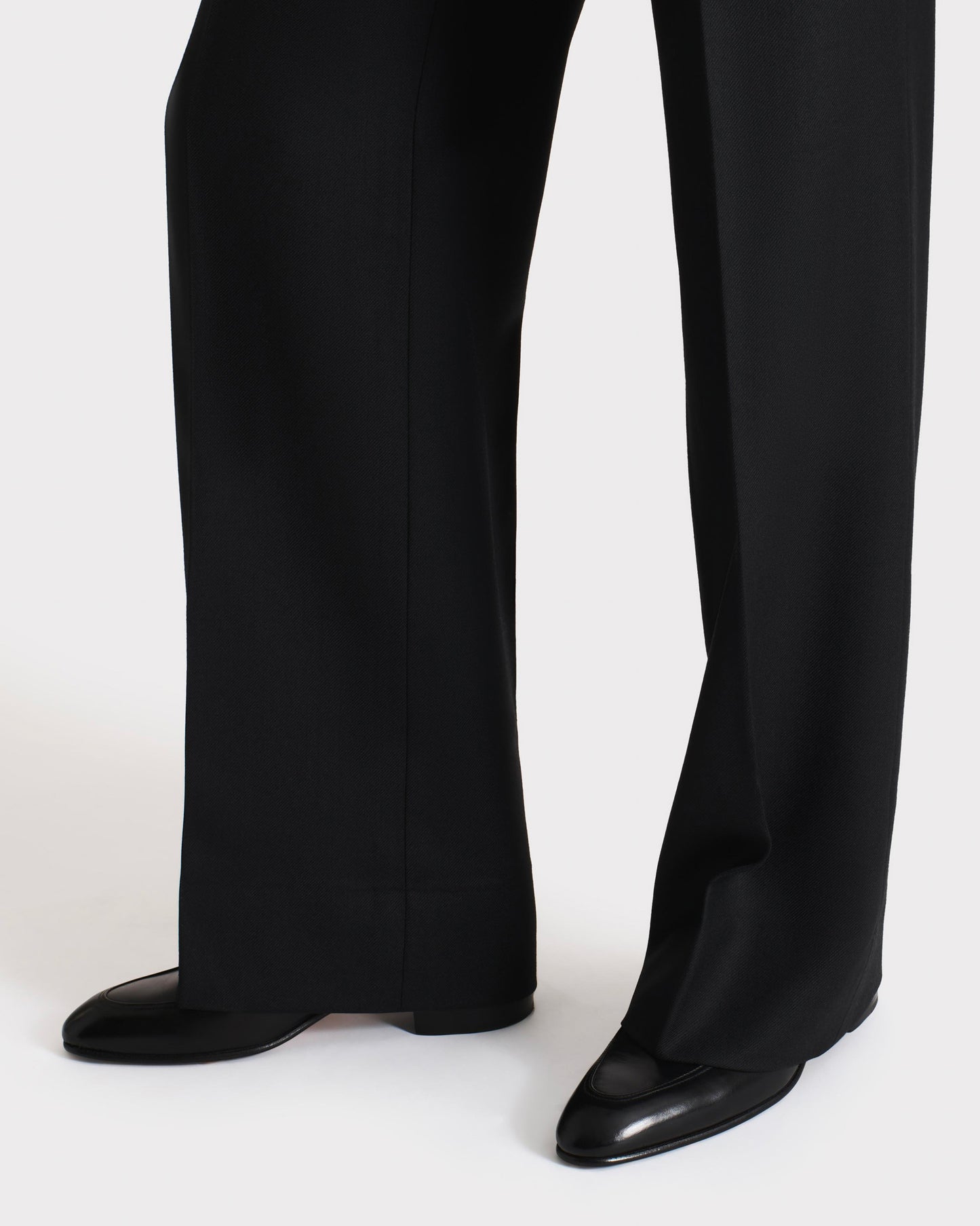 Husbands Paris | Double-Breasted Suit in Wool Twill Black