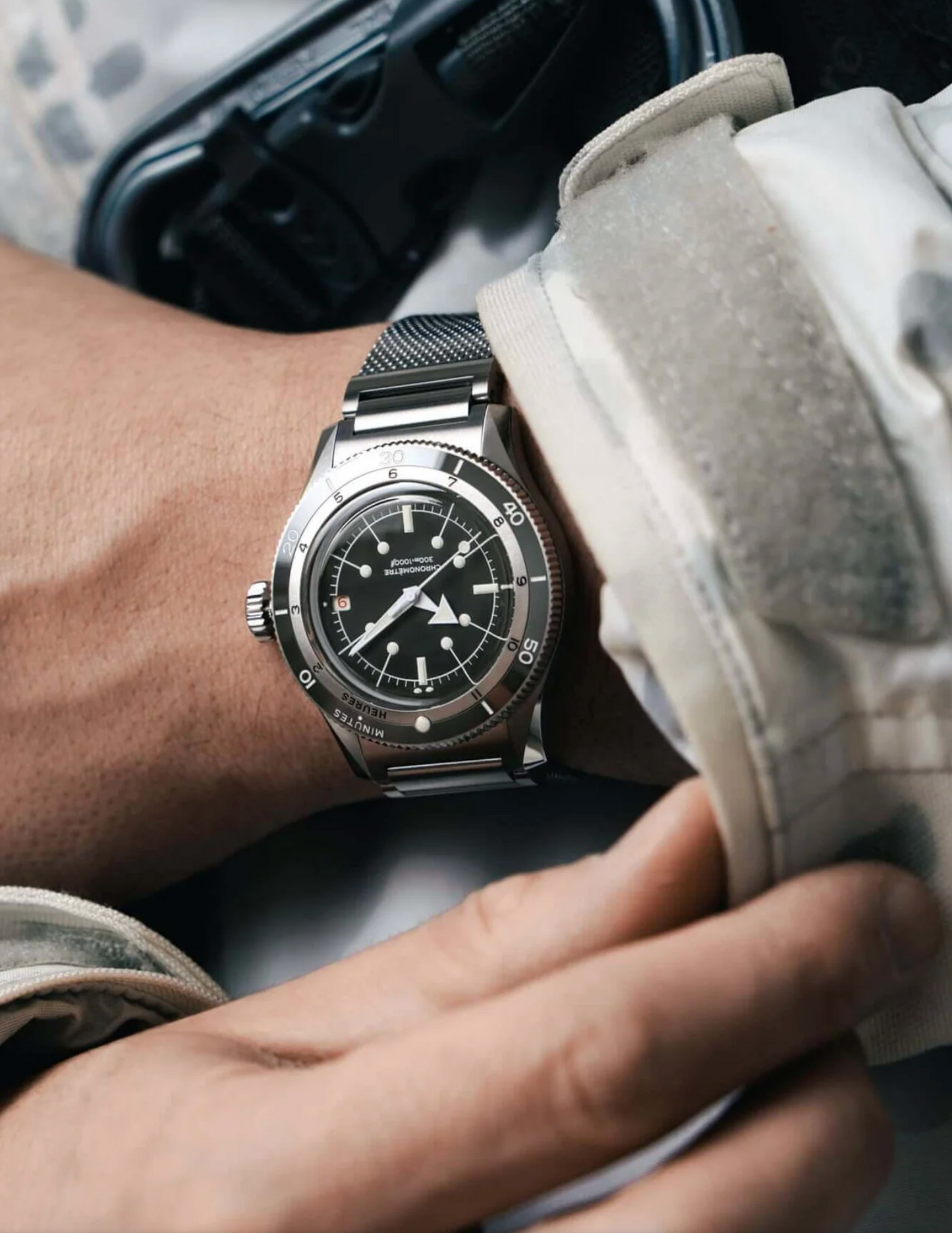 Serica | Ref. 5330 Antimagnetic Diving Chronometer With Date