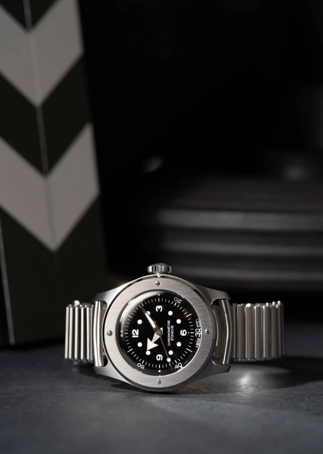 Serica | Ref. 7505-1 Field Chronometer Black