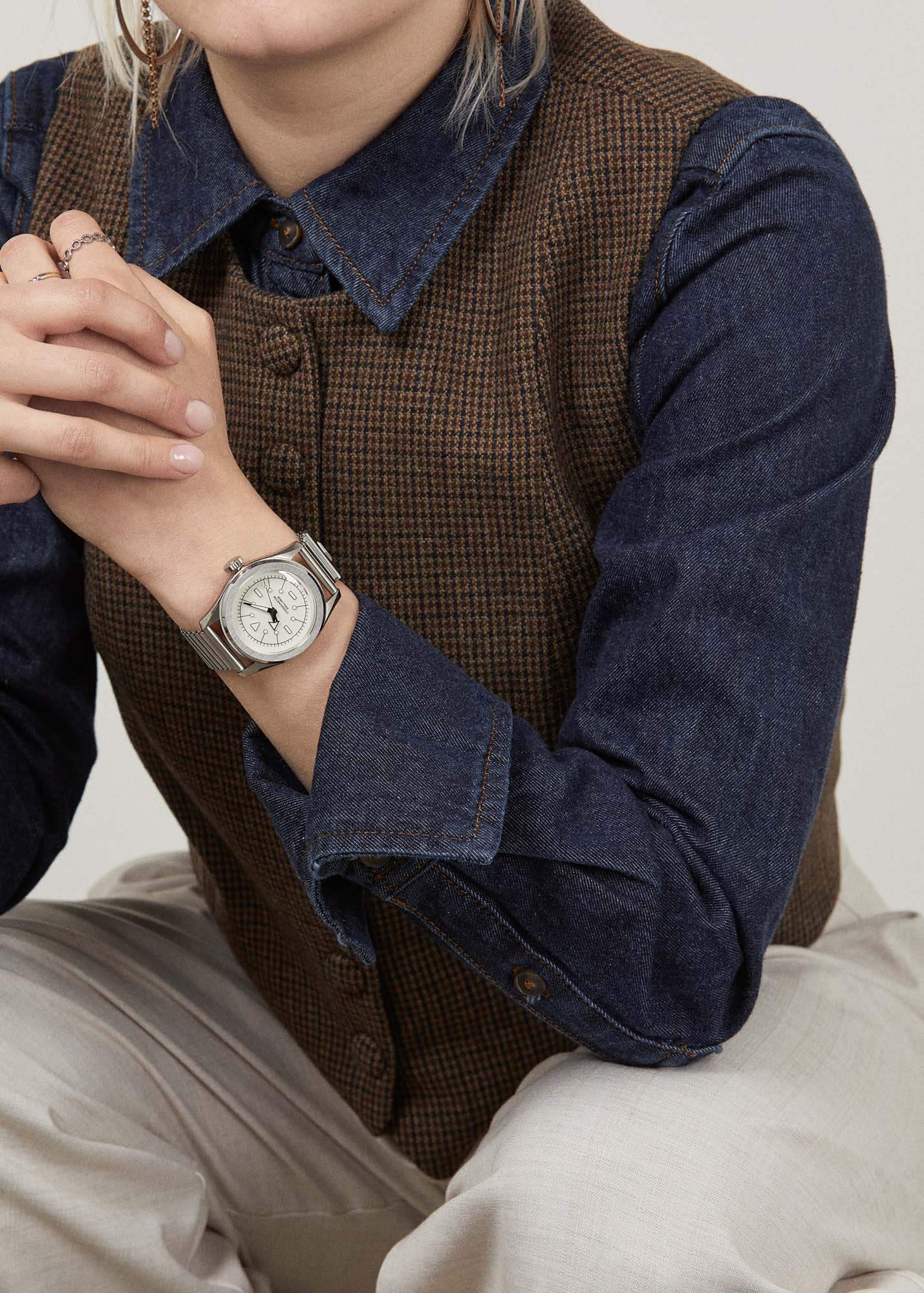 Serica | Ref. 6190-2 M.S.L. Polar White