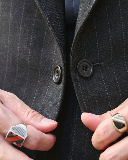 Harry Mundy | Faintree Suit Charcoal