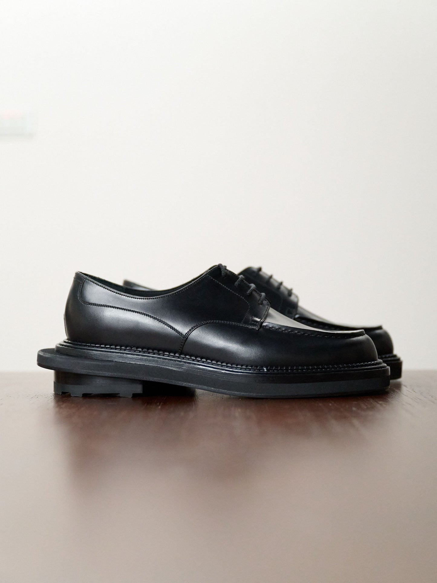 J.M.Weston | For Sacai Derby Black Box Calf