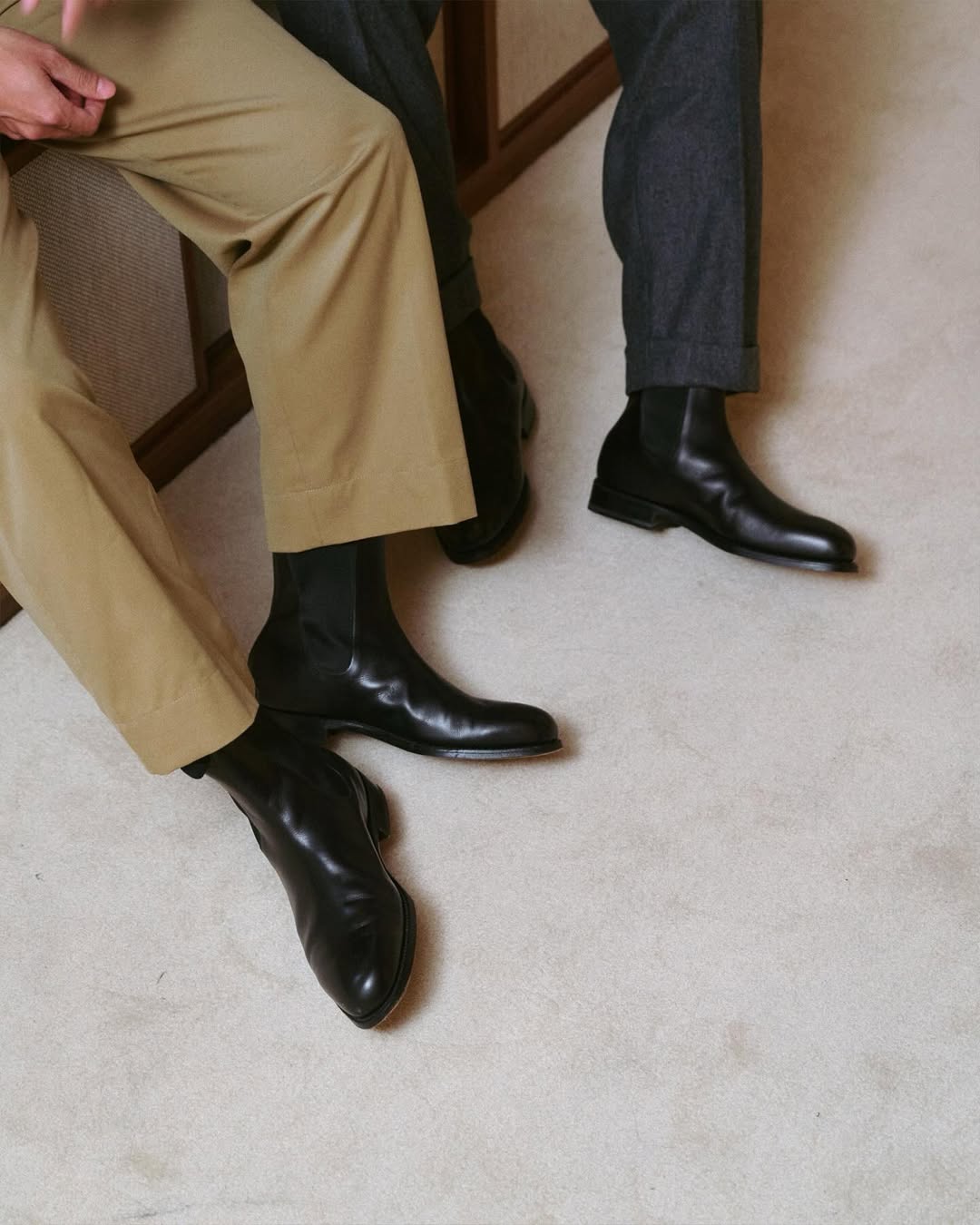 J.M.Weston | Chelsea Boots Black Box Calf